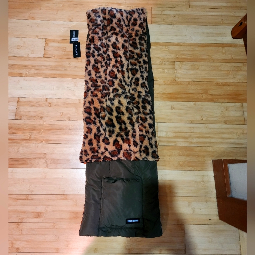 NWT Steve Madden LEOPARD CHEETAH Animal Print Puffer Scarf